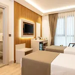 Carina Gold And Restaurant