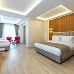 Ξενοδοχείο Carina Gold And Restaurant