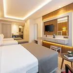Carina Gold And Restaurant 4*