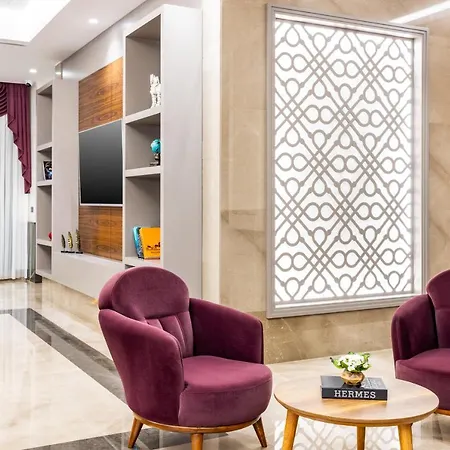 Hotel Carina Gold And Restaurant 4*