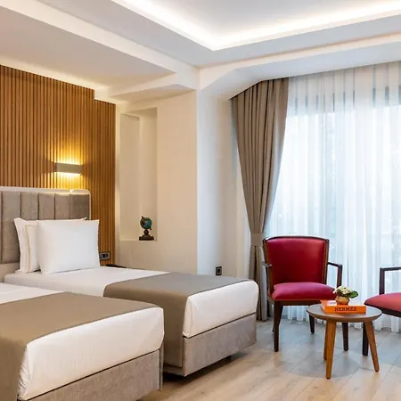 Carina Gold And Restaurant