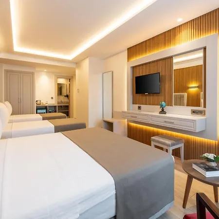 Carina Gold And Restaurant Istanbul
