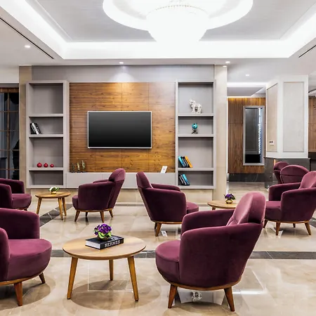 Carina Gold And Restaurant Hotel