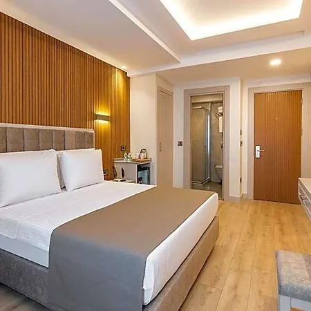 فندق Carina Gold And Restaurant